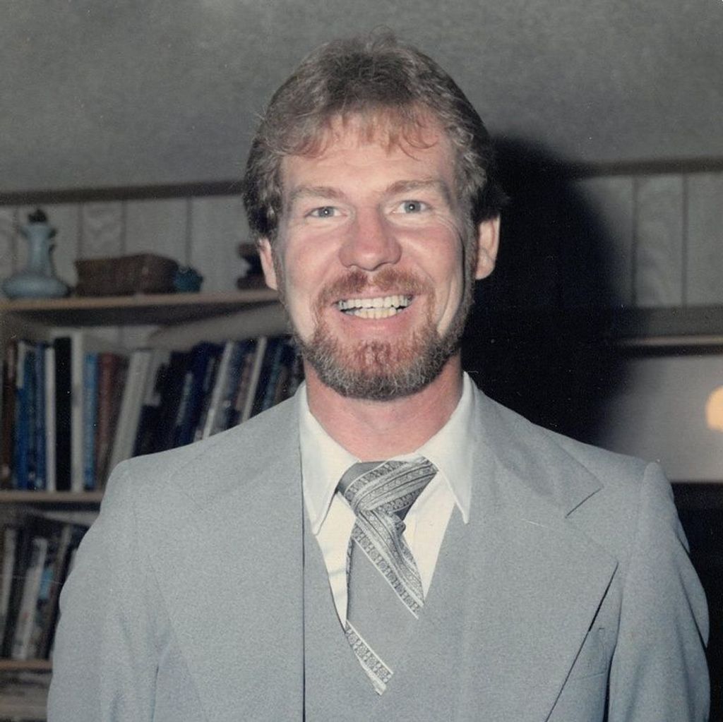 Kenneth Henry "Ken" Hansen Profile Photo