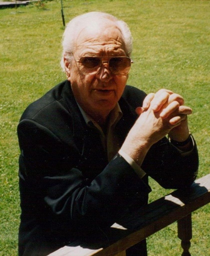 Hubert "Hoot" Wayne Watson