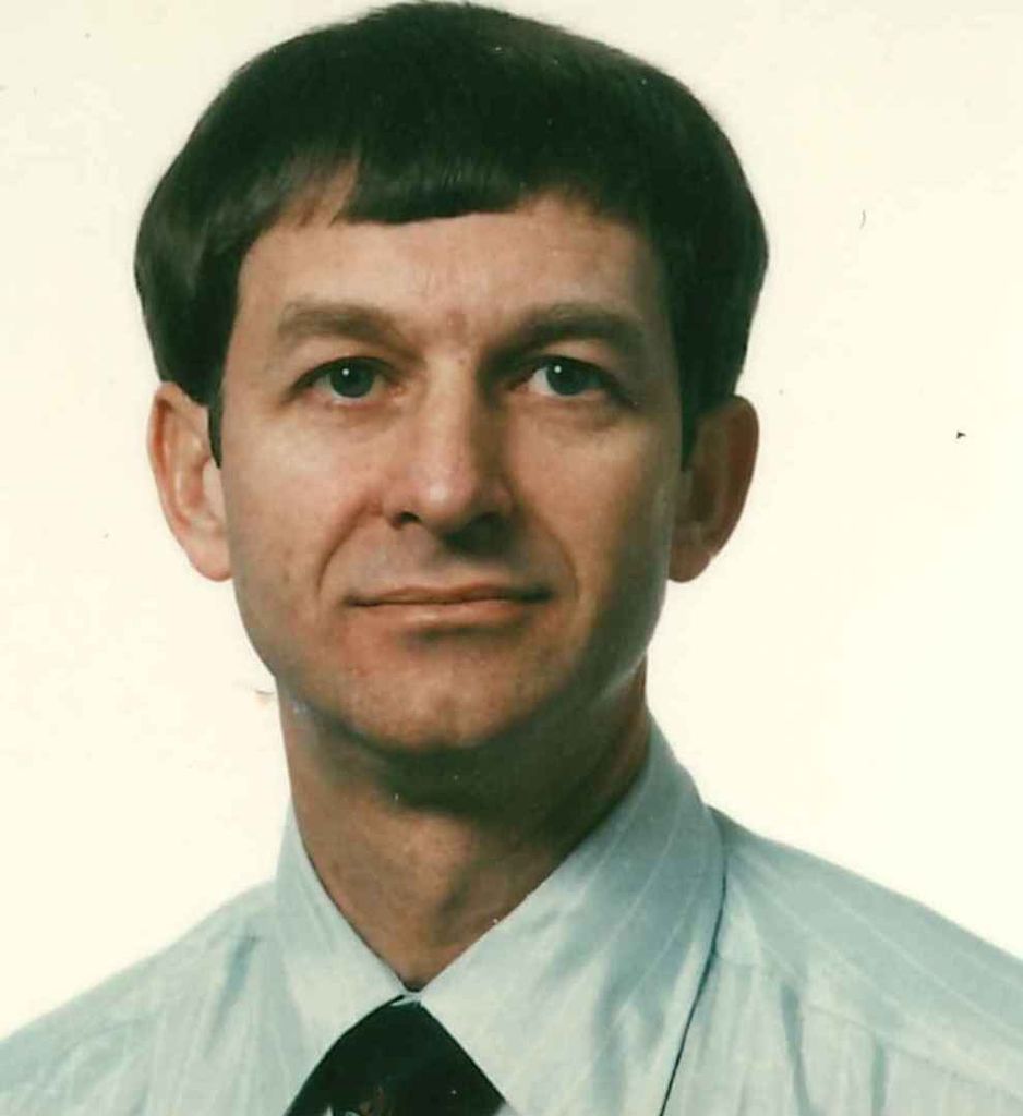 Kenneth L. Willkomm
