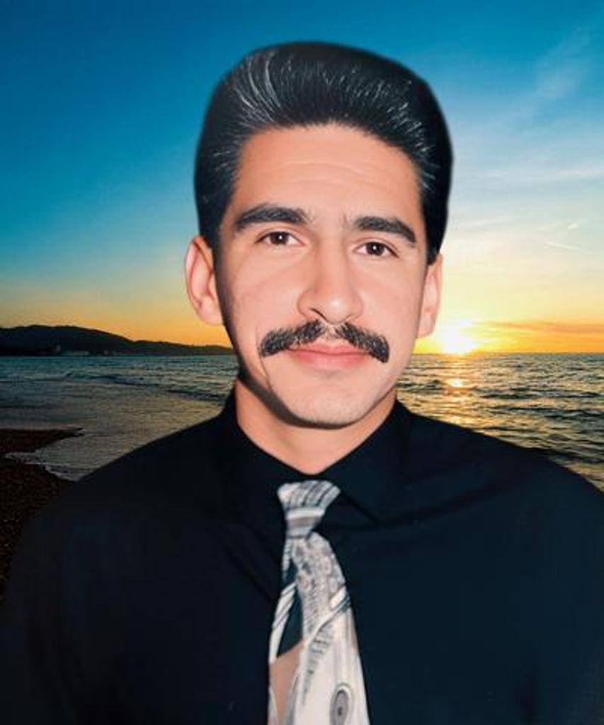 Hector Robles Profile Photo