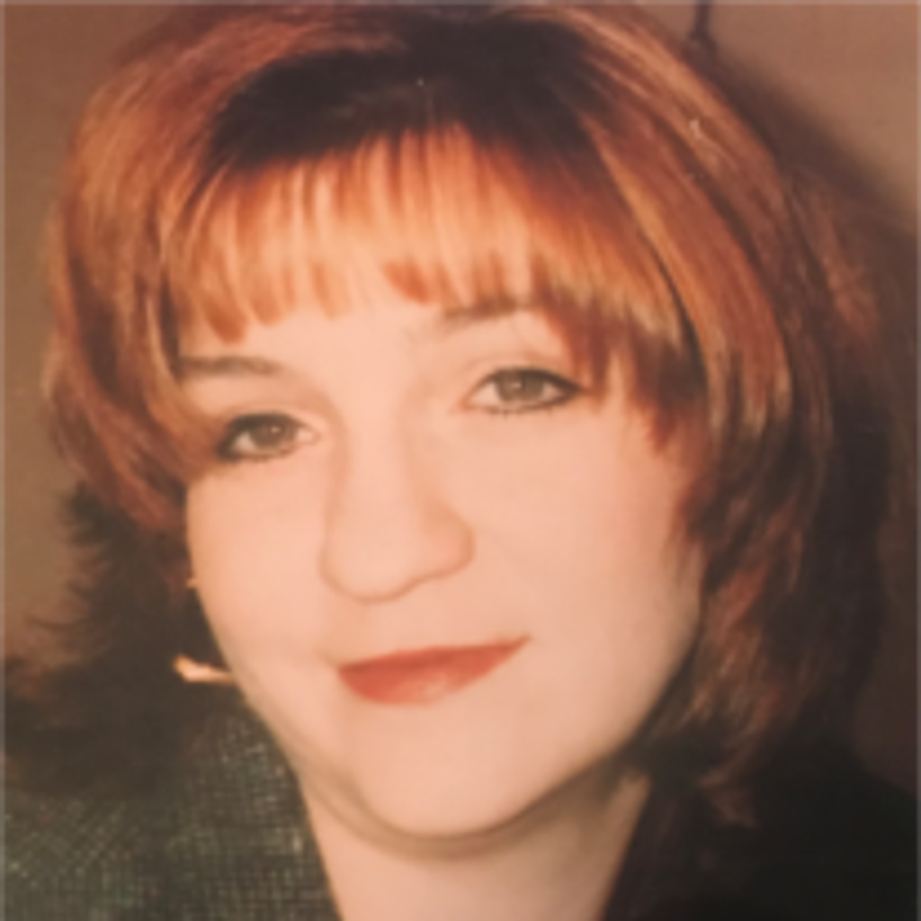 Paula E Lagana