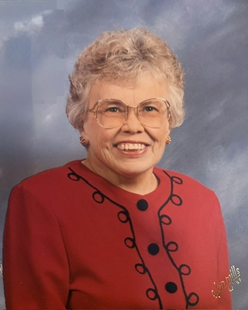 Julie Ellicott Profile Photo