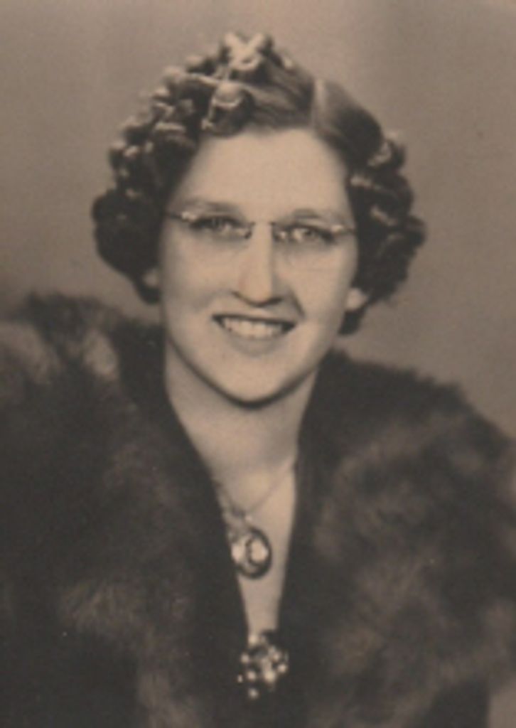 Lola Christine Shives