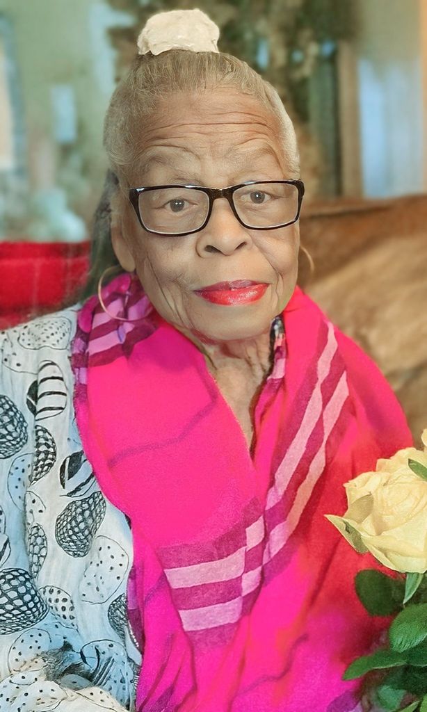 Yvonne V. Perez Profile Photo