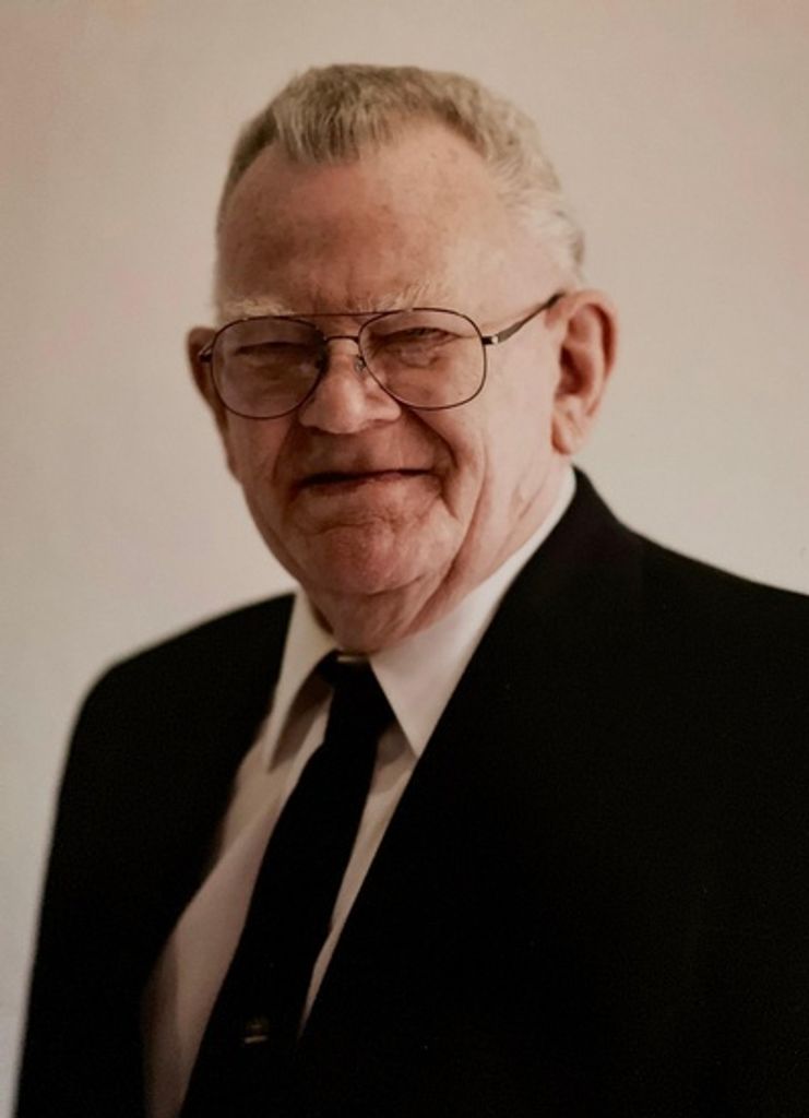 Msg (Retired) Alexander Thomas "Tom" Findlay