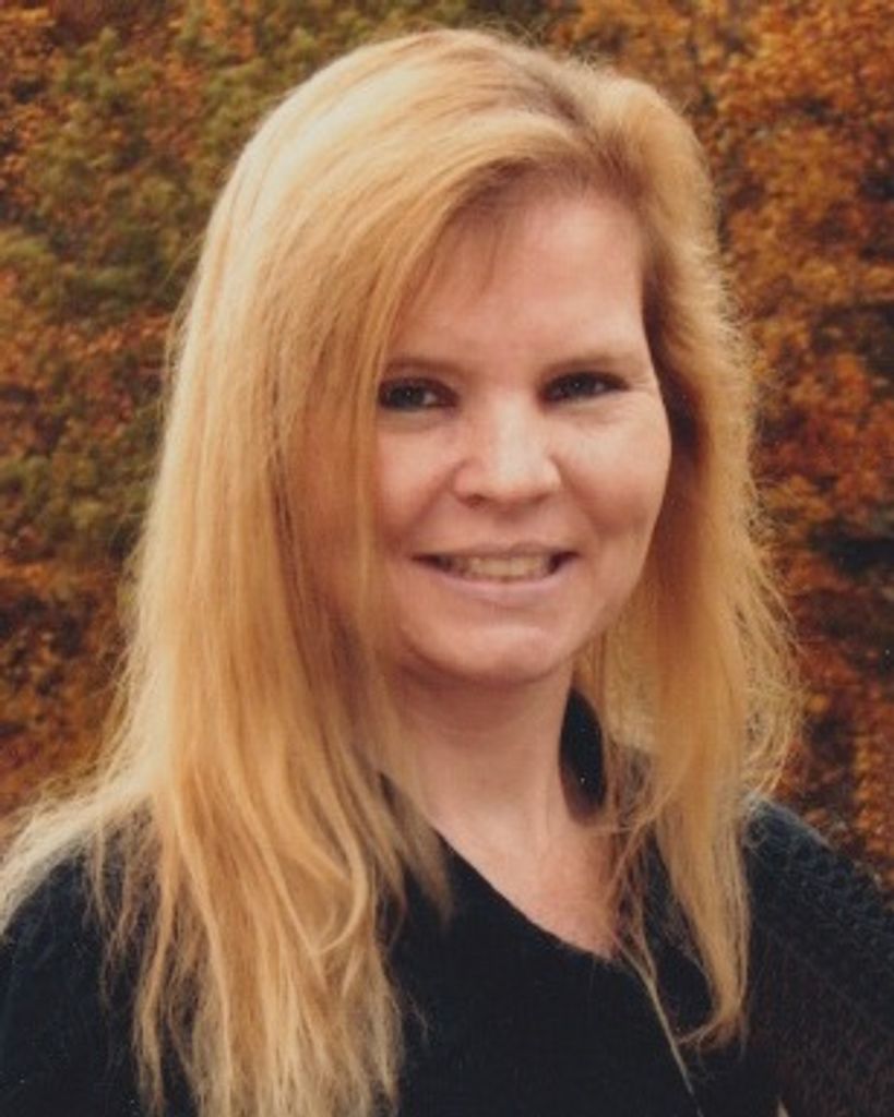Lynn Pulliam Robertson Profile Photo