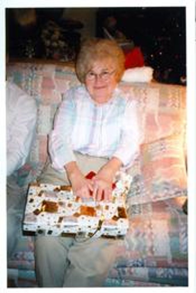 Esther "Beth" Mae Clausen