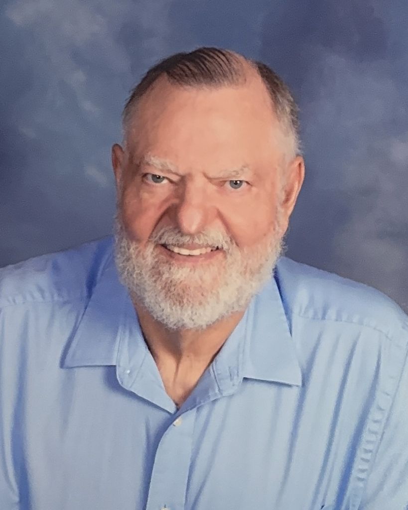 Eugene R Lundak