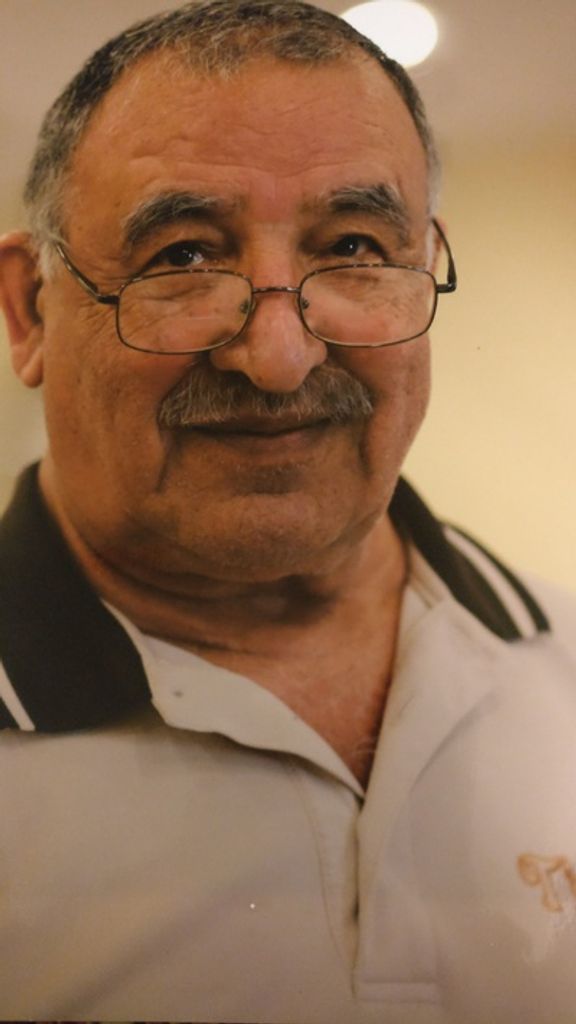 Davoud Ahmadzadeh Chaharom Profile Photo