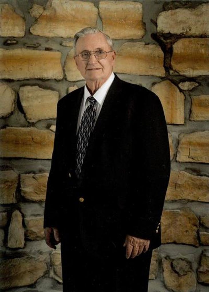 Everett Linton Profile Photo