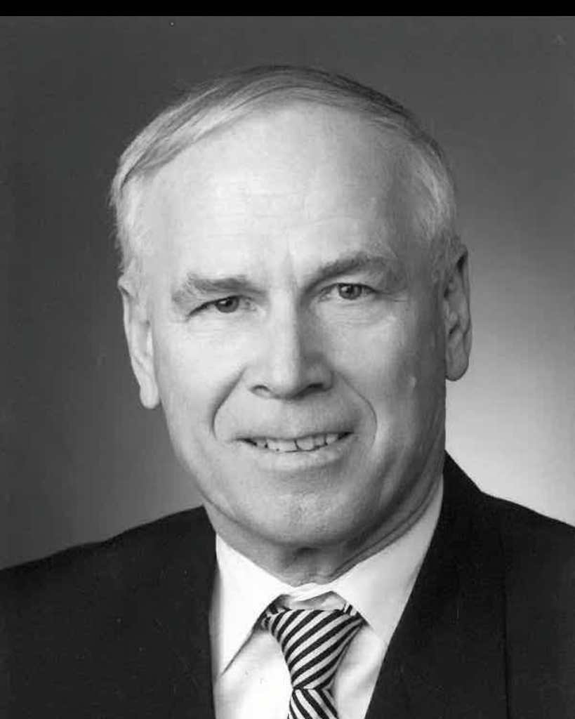 Julian Edward Kulas Profile Photo