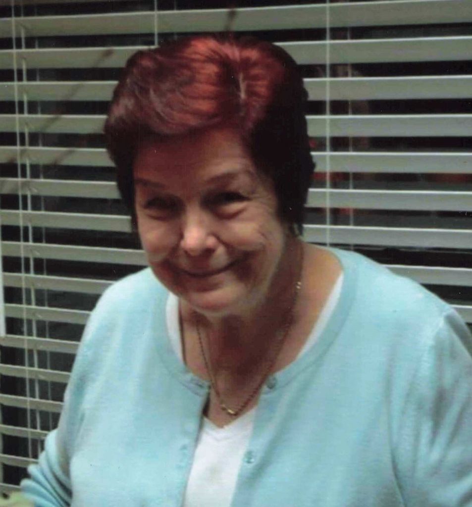 Caroline Lewis