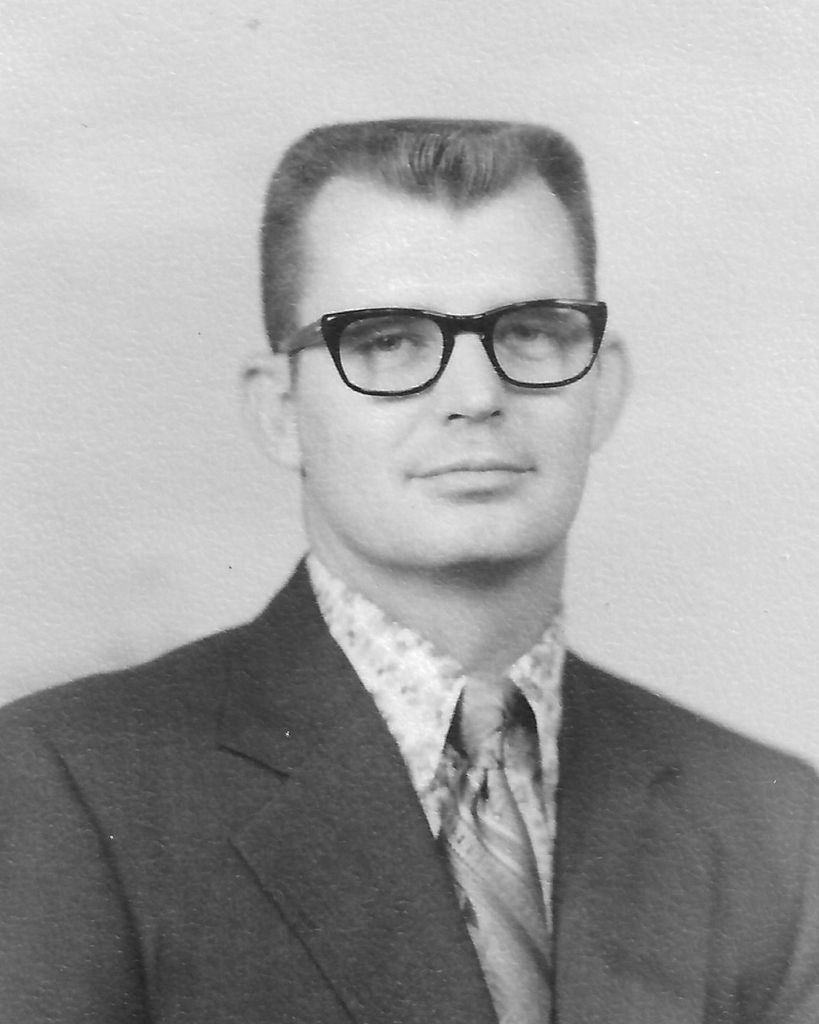 Willard Lindy Mullins