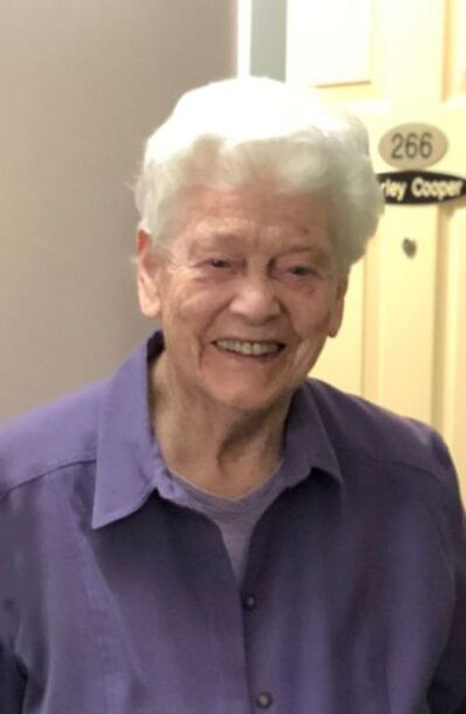 Carley Rose-Marie Cooper Profile Photo