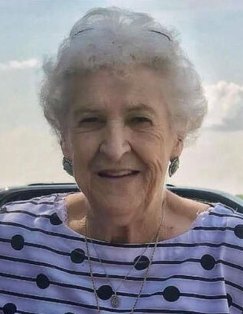 Louise (Finn)  Summers