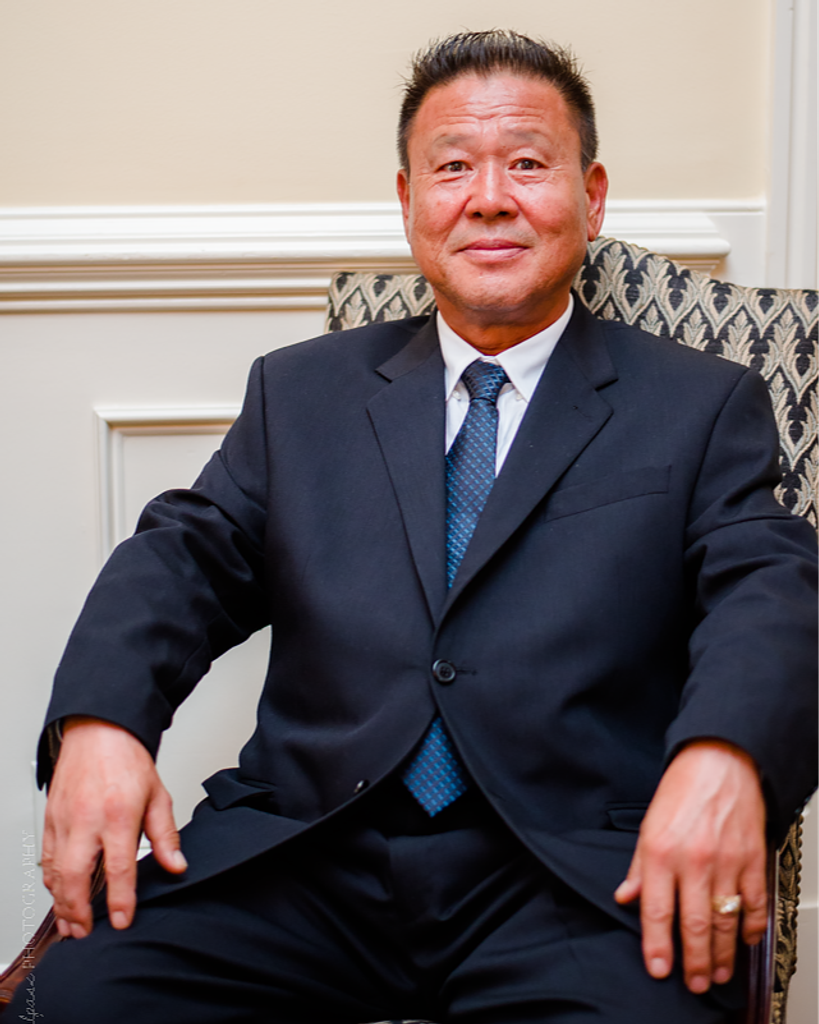 Myong Su Lee