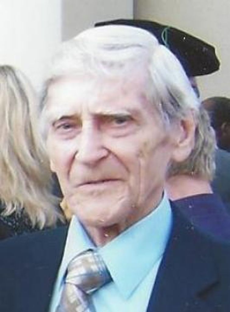 Robert Follweiler Profile Photo
