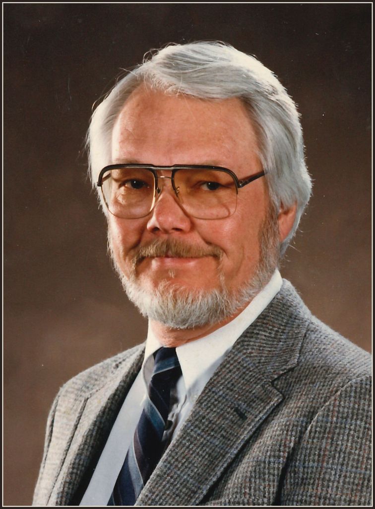 Tom Royce Garrett