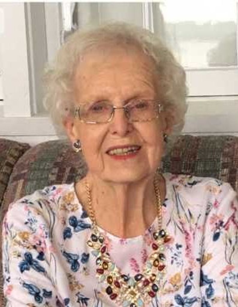 Beverly Komestakes Profile Photo