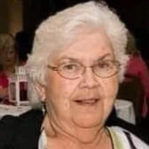 Donna Lee Becker Profile Photo