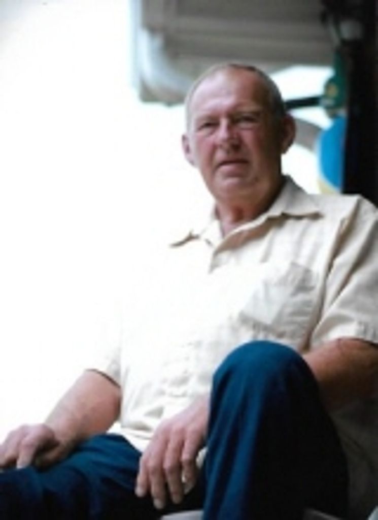 Bruce Arnold