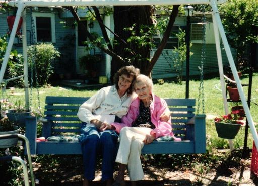 Bettye Jane (Lawless)  Garza photo gallery thumbnail 99 of 112