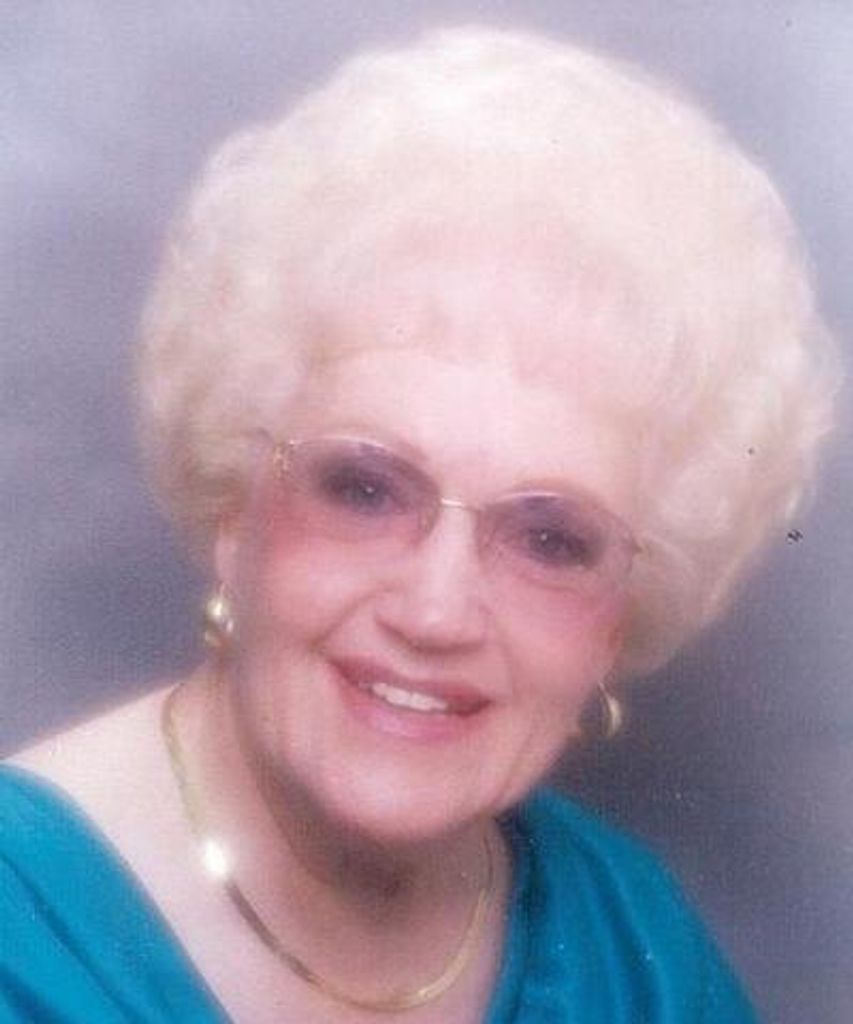 Evelyn Louise Sanoian Profile Photo