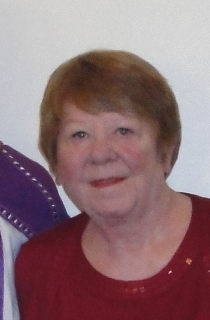 Elizabeth Upham Profile Photo