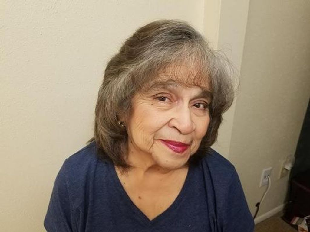 Rosa Proo Profile Photo