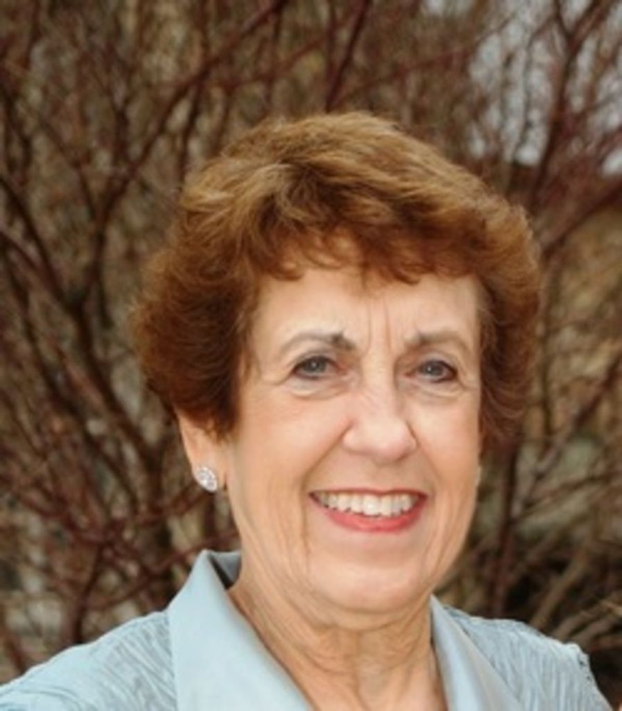 Charlotte Bradford Mcknight