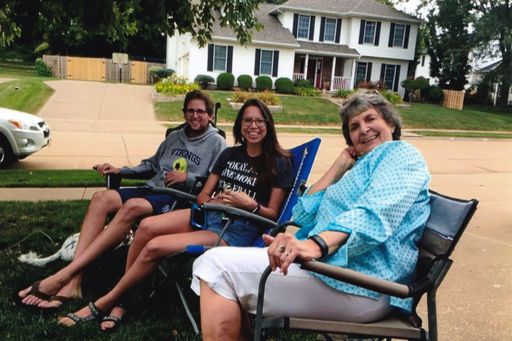 Linda Faye Lentz photo gallery thumbnail 26 of 44