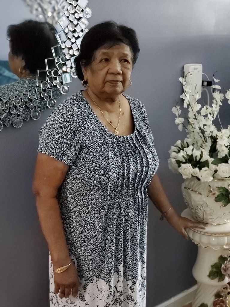 Sumintra Somwaru Profile Photo