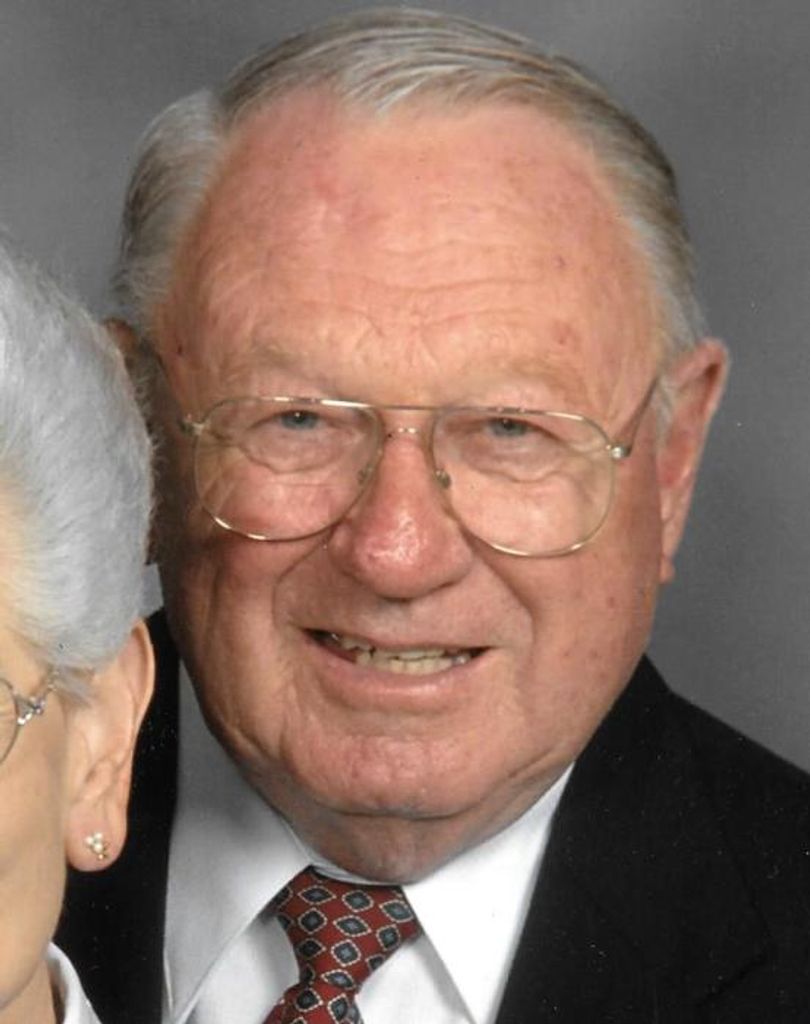 Robert E. Hubeny