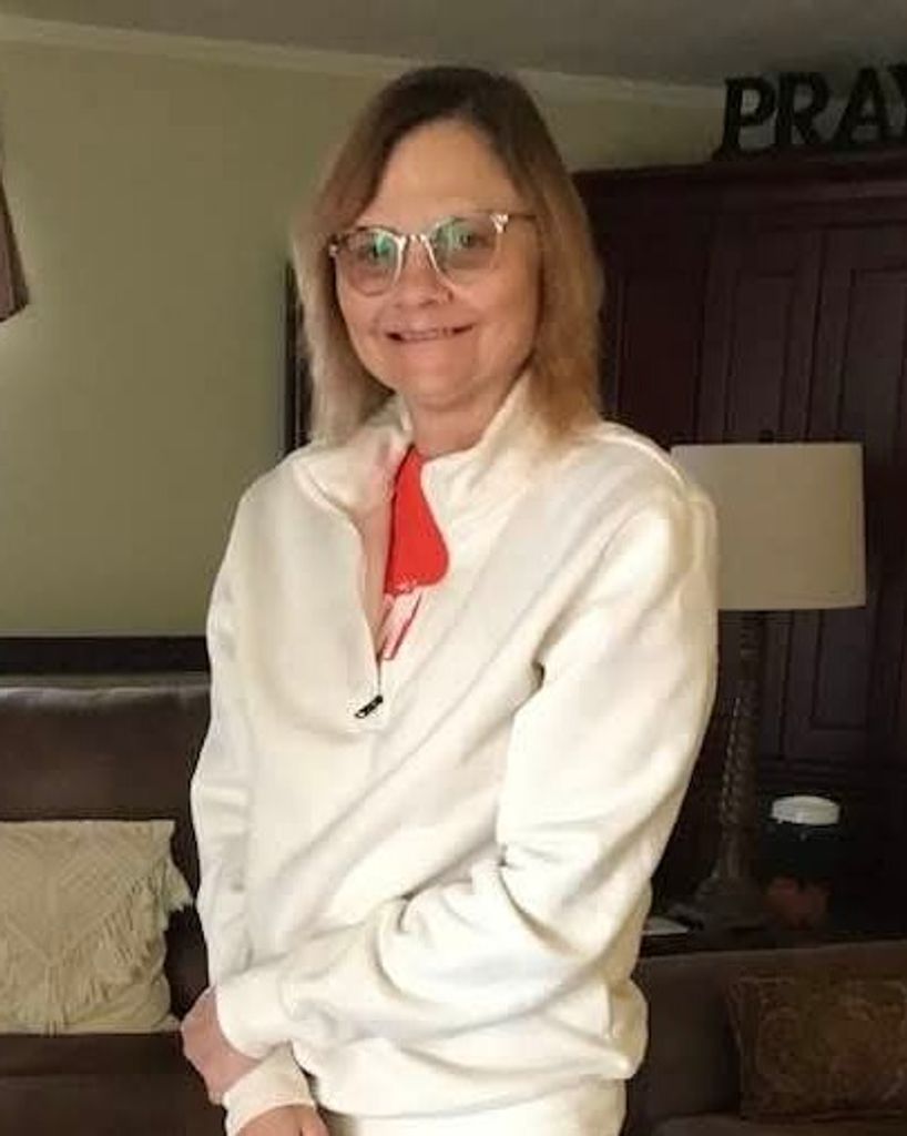 Lori Lee Everett Peek