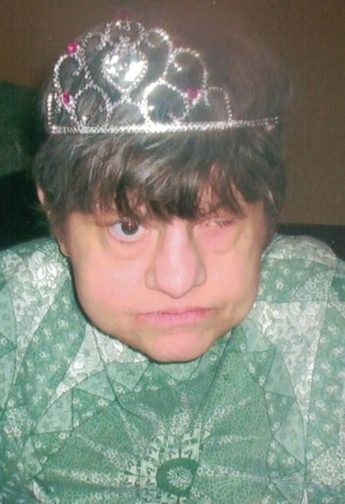 Elizabeth "Lizzie" Crawford