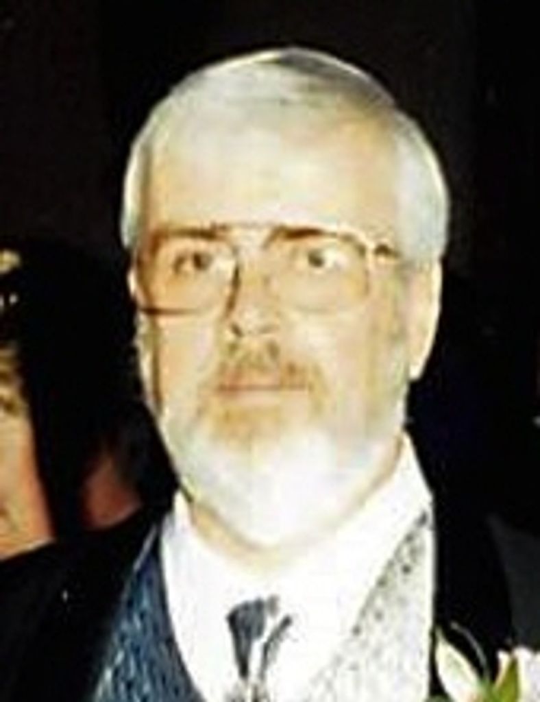 Elliot R. Pickett