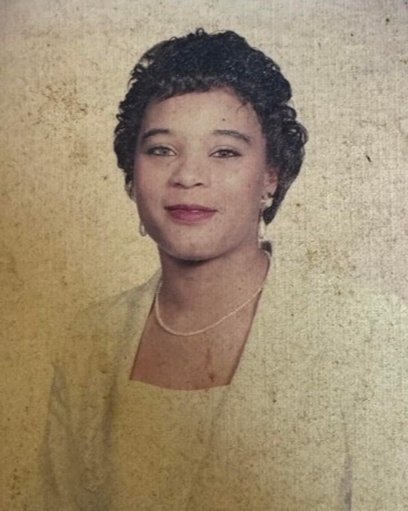 Leah Iloma Devane Profile Photo