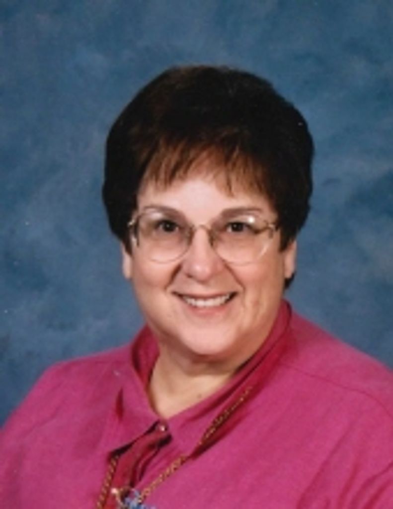 Gail Blanche Stadfeld