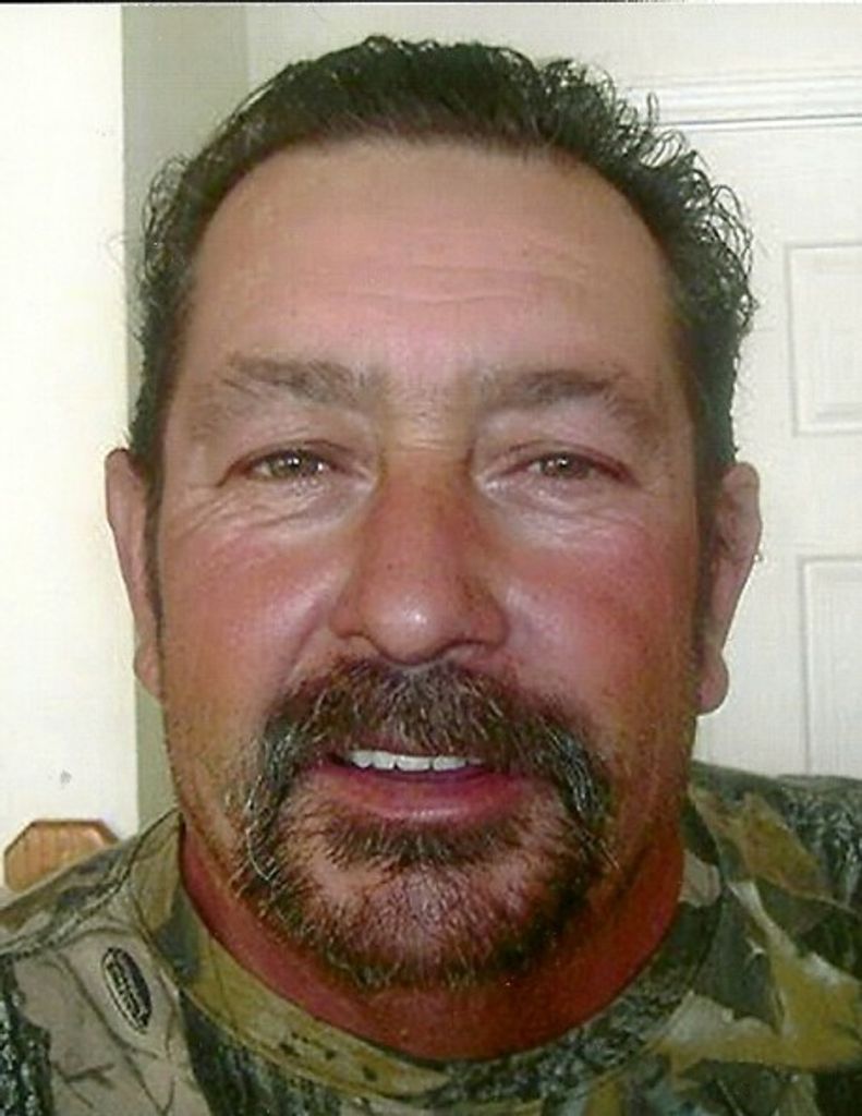 Robert "Bay" Chavez