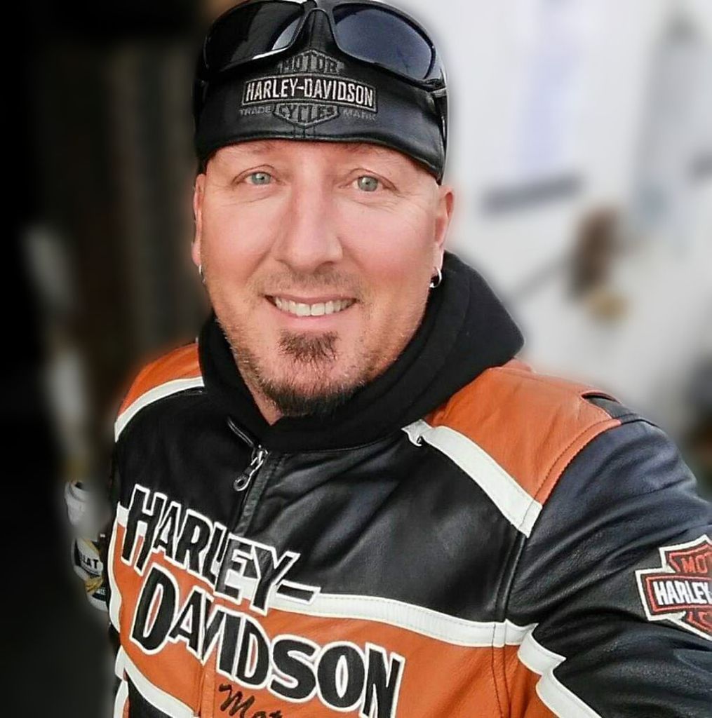 Derrick Darwin Fjelsted Profile Photo