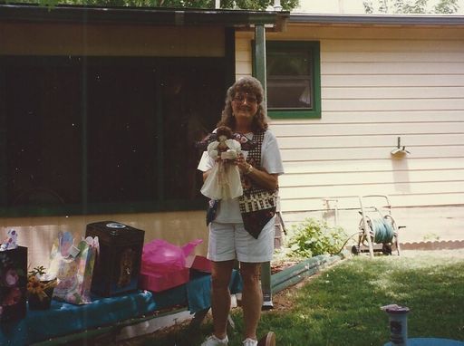 Frances Brewer photo gallery thumbnail 8 of 30