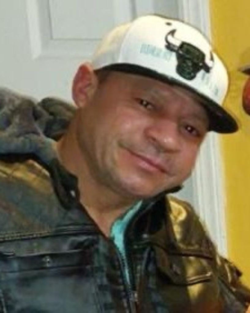 Edwin M Rosario Gomez