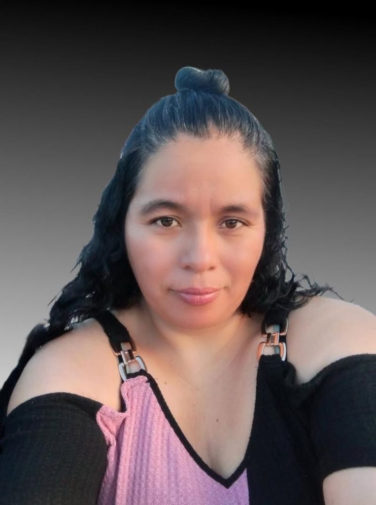 Elvira Gachuz Mejia Profile Photo