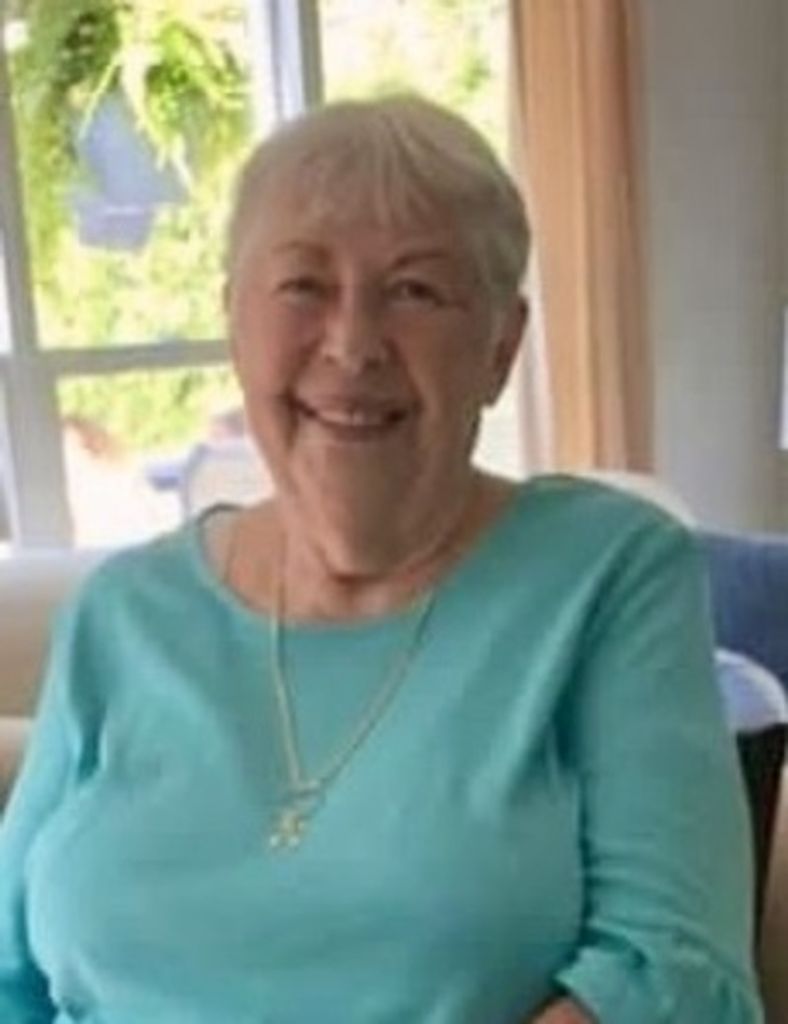 Christina Alice Leaf Profile Photo