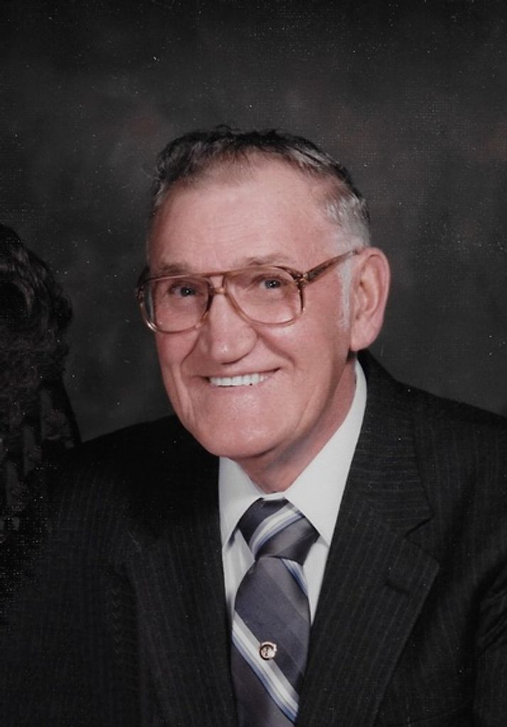 Donald E. Oquist Profile Photo