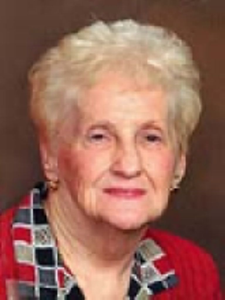 Bettie  L. Chamarro