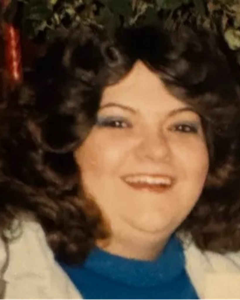 Lori Anne Leonard Profile Photo