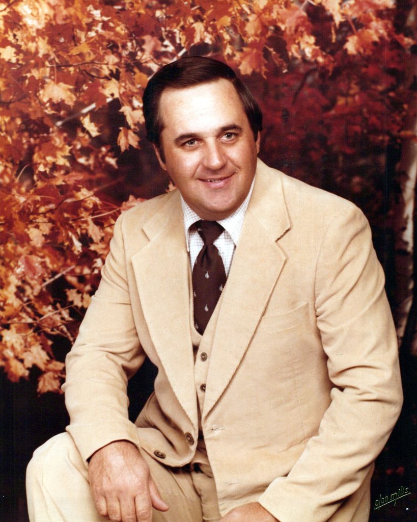 Kenneth Argus Warren