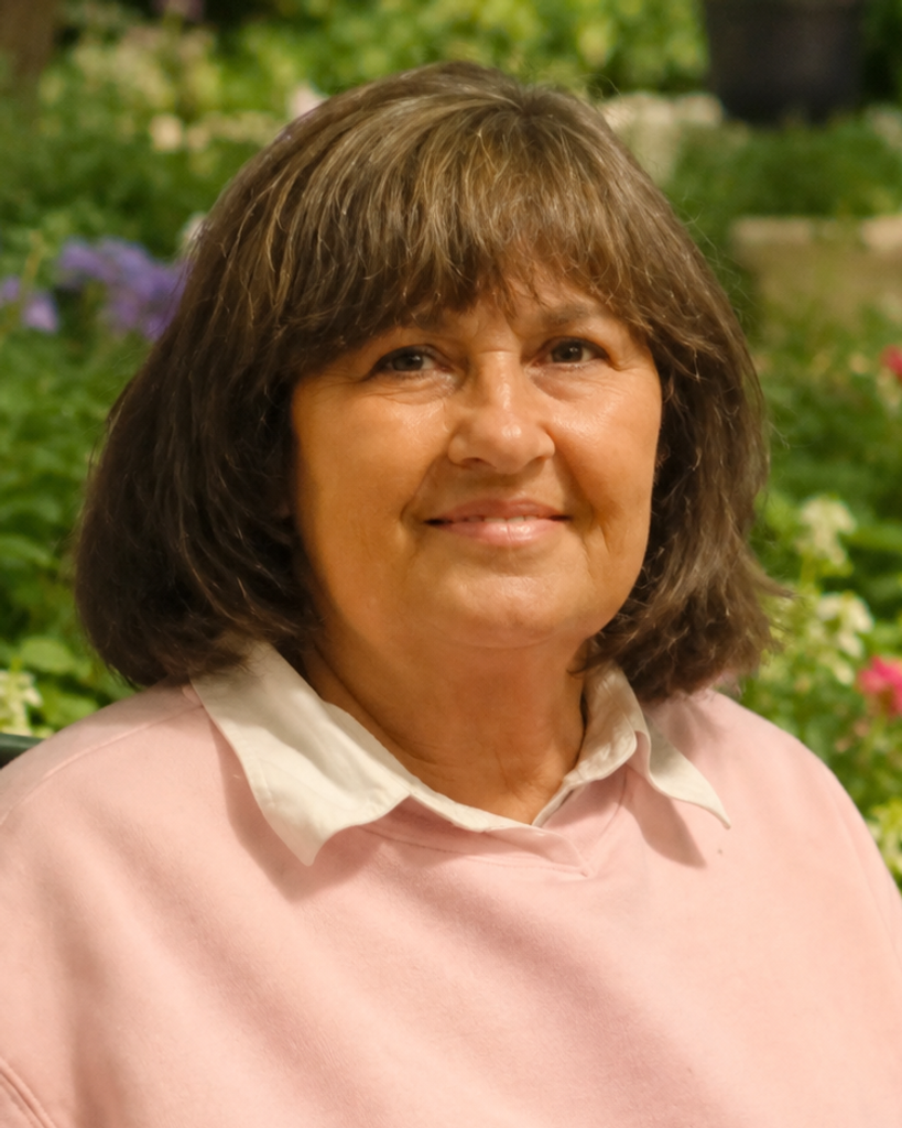 Dolly Mozingo Profile Photo