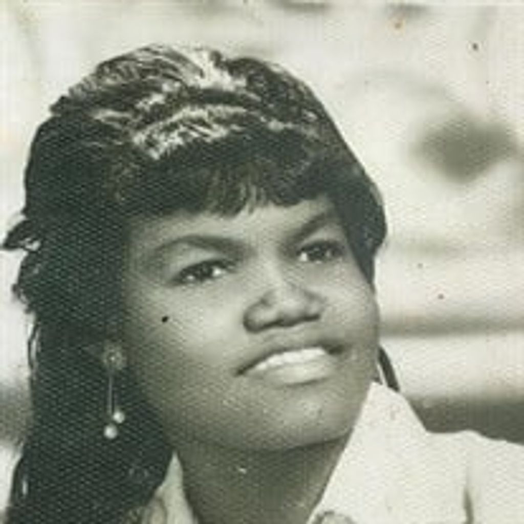 Lillian Eduardo